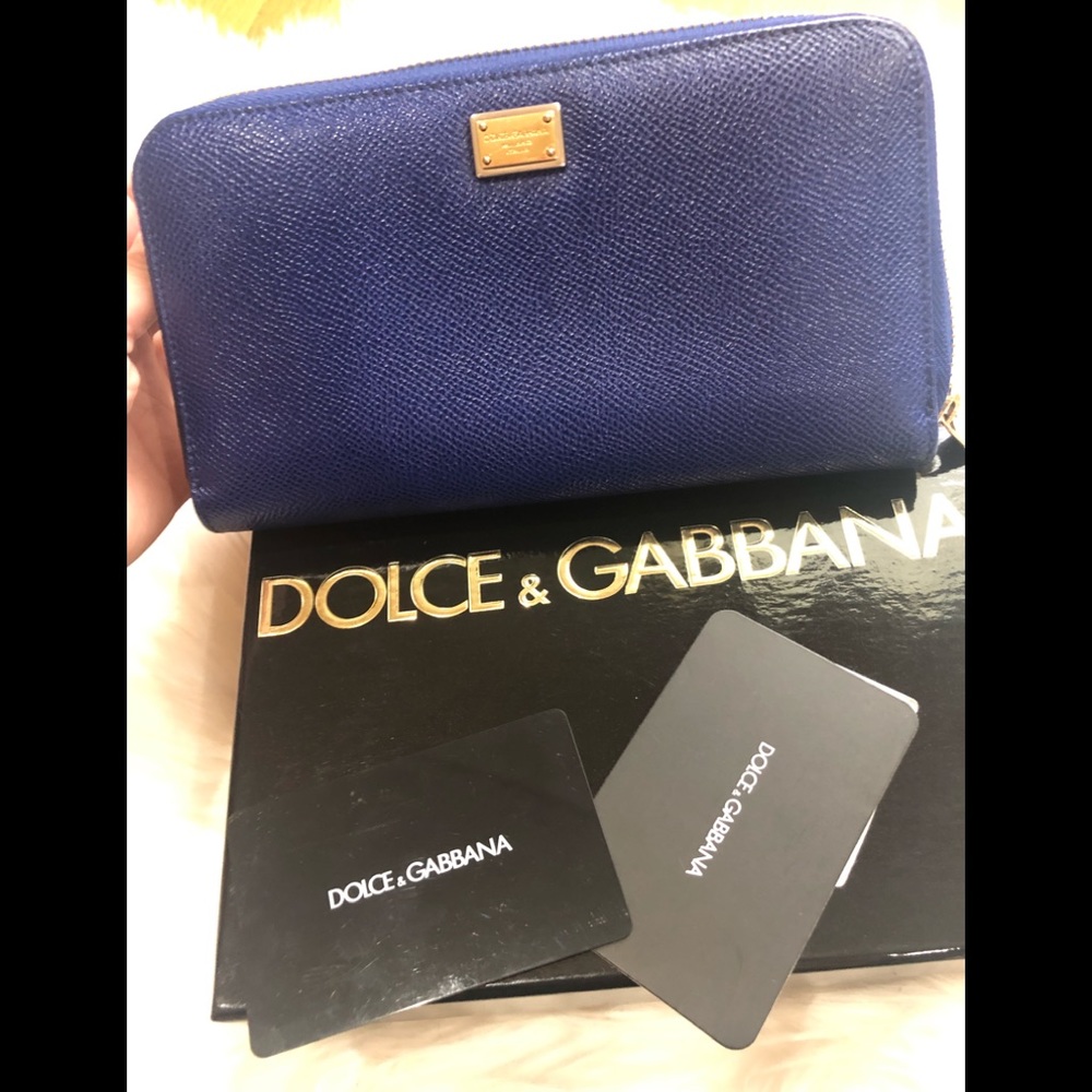 🌼DOLCE & GABBANA CONTINENTAL WALLET🌼